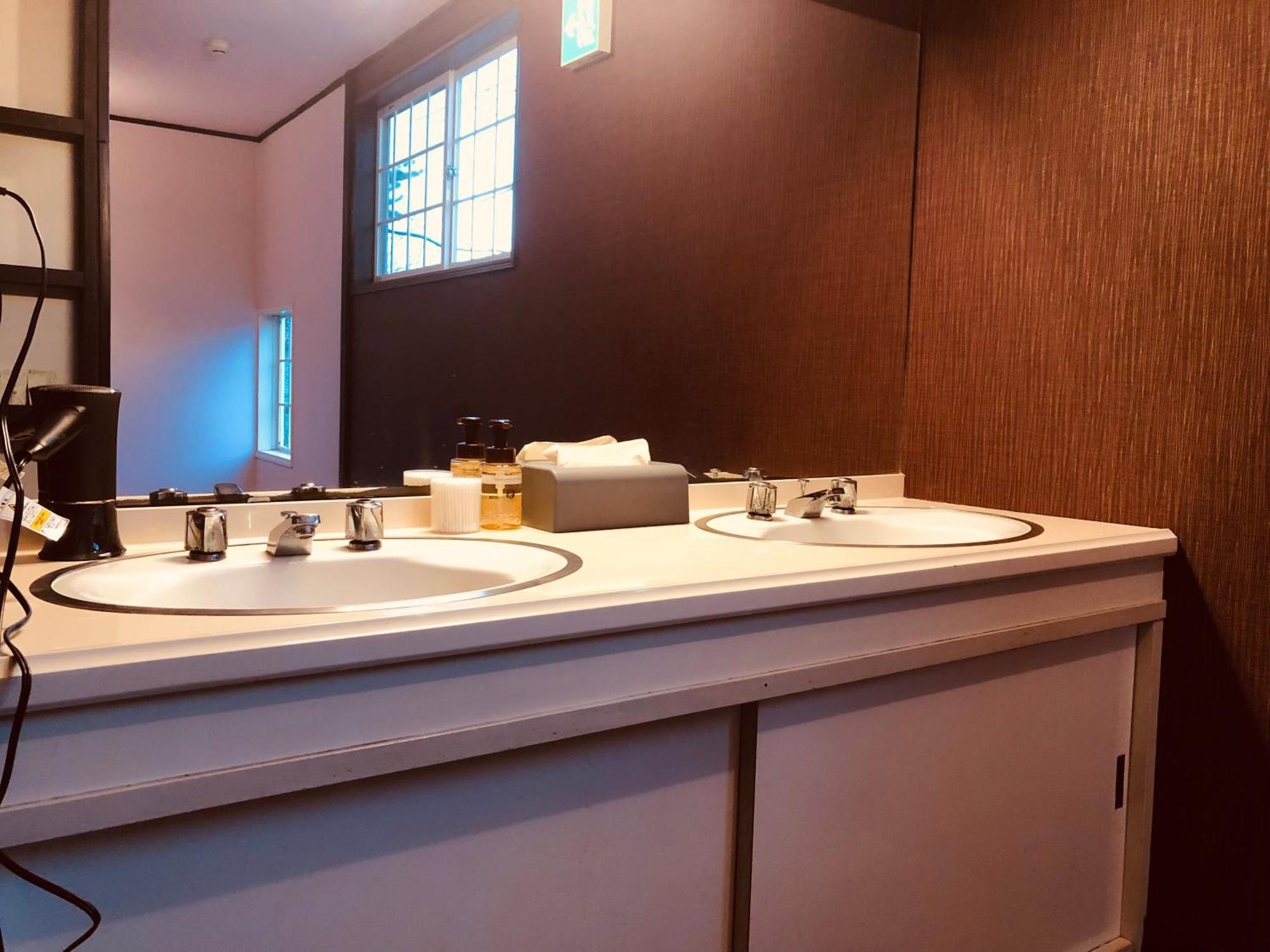 Buna Kusatsu Onsen Inn Kültér fotó